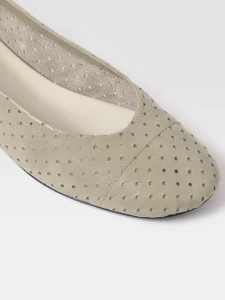 Gimaguas Leather|Shoes*Bailarina Perforated